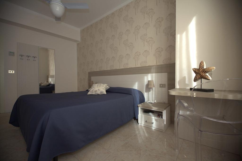 Hotel Bel Sit Alassio Zimmer foto